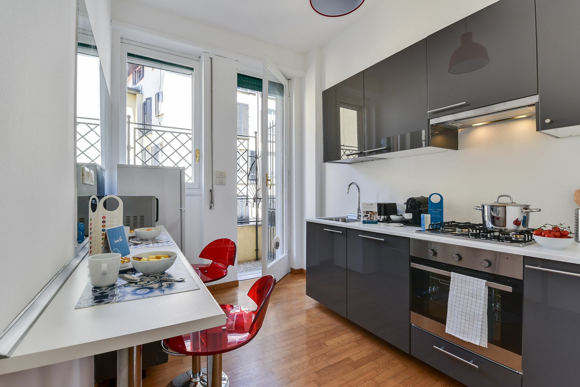 Sweet Inn - Borgogna Milano Ngoại thất bức ảnh
